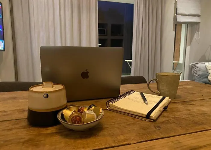 Appartement Stijlvol Met Veranda! Tuynloodz A