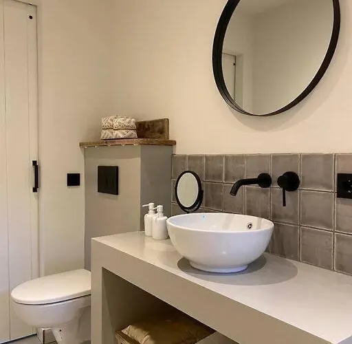 Stijlvol Met Veranda! Tuynloodz A Appartement *