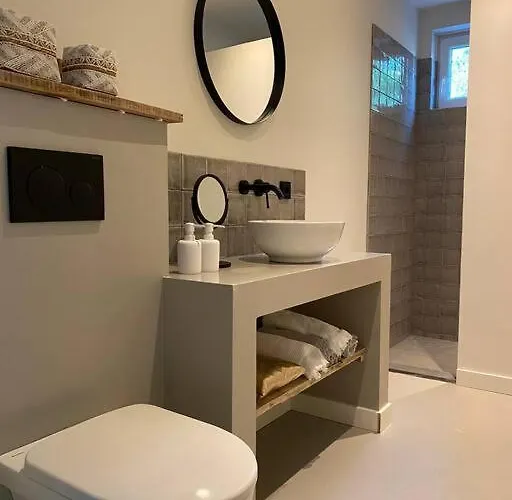 Stijlvol Met Veranda! Tuynloodz A Beers (North Brabant)