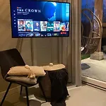 아파트 Stijlvol Met Veranda! Tuynloodz A