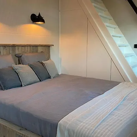 Stijlvol Met Veranda! Tuynloodz A Apartment Beers (North Brabant)